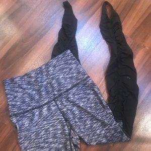 Lululemon Dramatic Static Black Stirrup, size 4!